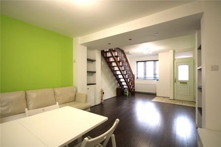 3 bedroom terraced house to rent - Photo 2