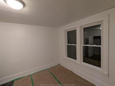 For Lease - 1839 ST.LUKE Unit# MAIN UNIT, Windsor, Ontario - Photo 3