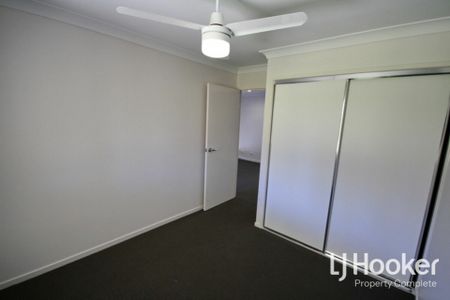 HIGHLY SOUGHT AFTER, SELDOM FOUND ..HUGE BLOCK! - Photo 4