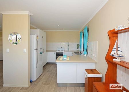 A House to Love - Photo 5