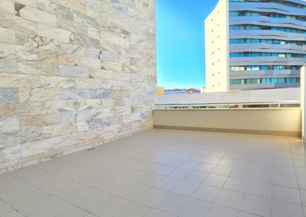 1 bedroom flat with two terraces next to Glicinias!