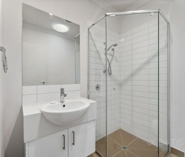 $400 per week - Photo 6