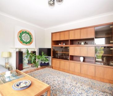 4 bedroom detached house to rent - Photo 1