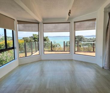 Coastal Living & Sea Views - Photo 2