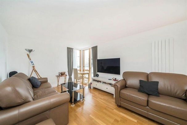 Sun Passage, Bermondsey, SE16 - Photo 1