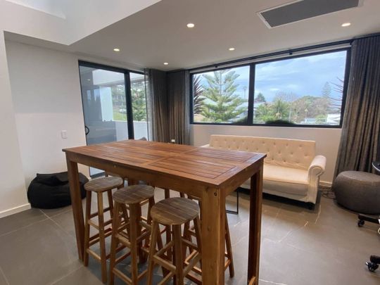 Immaculate Apartment with Water Views - Photo 1