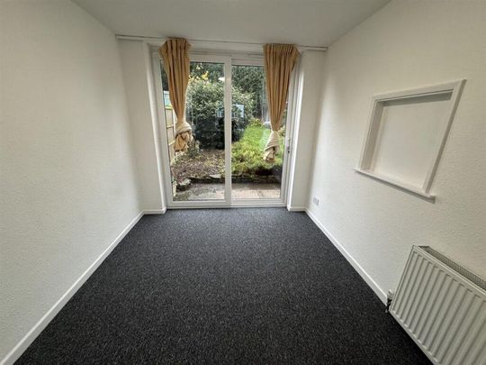 3 bedroom link detached house to rent - Photo 1