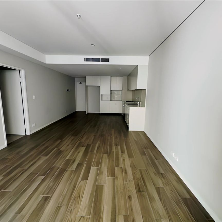 10 Sonny Leonard st, Sydney - Photo 1