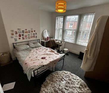 Headingley Mount, - Photo 5