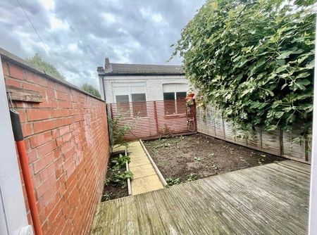 6 Bed Terraced House, Rosebank Road, E17 - Photo 4