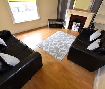 4 bedroom House in Thornville Street, Leeds - Photo 1