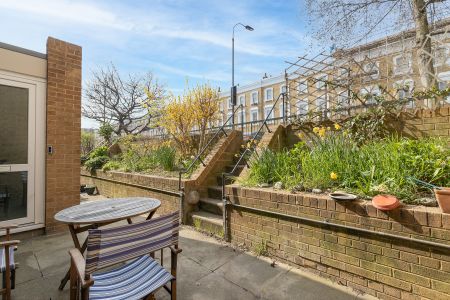 Walham Green Court, Fulham, London, SW6 - Photo 2