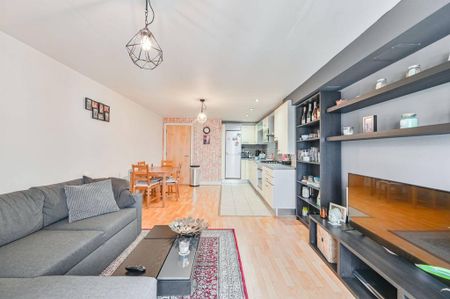 1 bedroom flat to rent - Photo 3