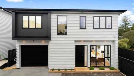 Double-Storey Home in Elite School Zones – A R... - Photo 2