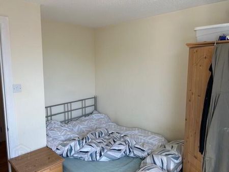 504 Bradbury Court, Belfast, BT9 7JL - Photo 3