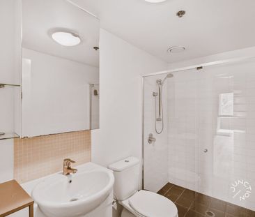 Stylish Inner-City Living in the Heart of Spring Hill - Photo 6