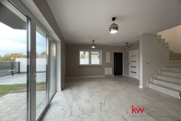 Nowiutki, w atrakcyjnej lokalizacji - Zdjęcie 1