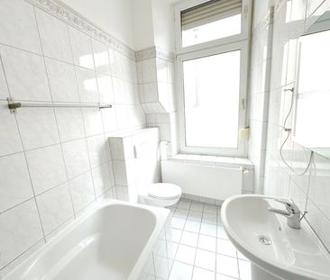 Trier: Charmante Altbauwohnung mit Flügeltür und hohen Decken - Photo 3