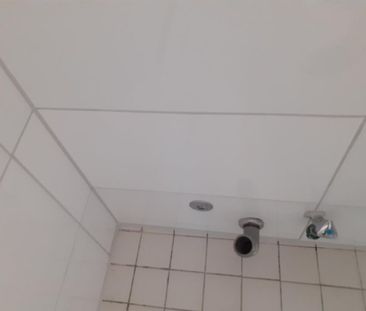 2 Zimmer Wohnung mit sonnigem Balkon direkt am Main - Foto 1