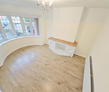 4 bedroom semi-detached house to rent - Photo 2