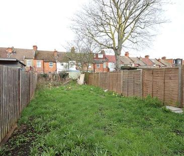 Casselden Road, Neasden, London, NW10 - Photo 3