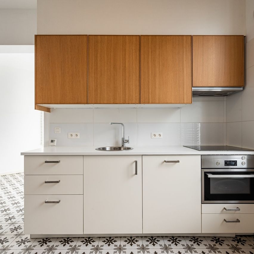 Lichtrijke gerenoveerde hoekwoning te Gent - Foto 1