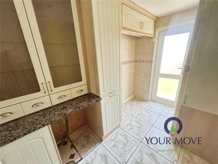 4 bedroom terraced house to rent - Photo 5