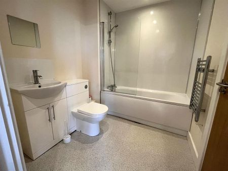 2 bedroom apartment to rent - Photo 5