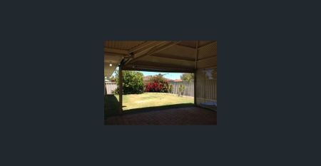 Ideal Family Home - Photo 3