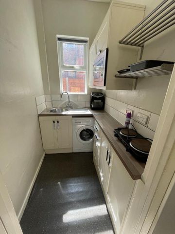 1 bedroom flat to rent - Photo 5