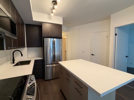 For Lease - 10 Park Lawn Road Unit# 522, Toronto, Ontario - Photo 5