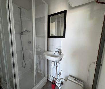 Location Appartement 1 pièce 12m² ORLEANS 45000 - Photo 2