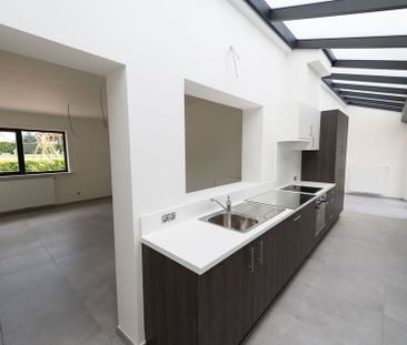 Instapklaar appartement met 3 slaapkamers op toplocatie in Zottegem - Photo 1