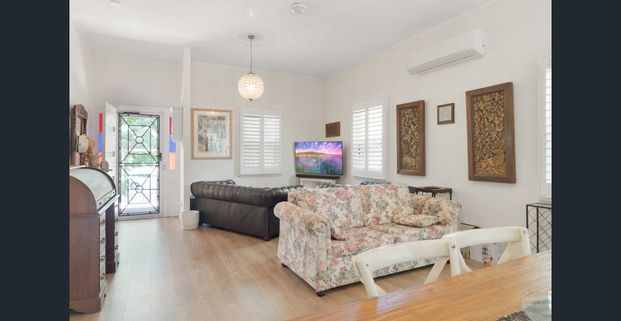 Neat & Sweet in North Toowoomba - Photo 1