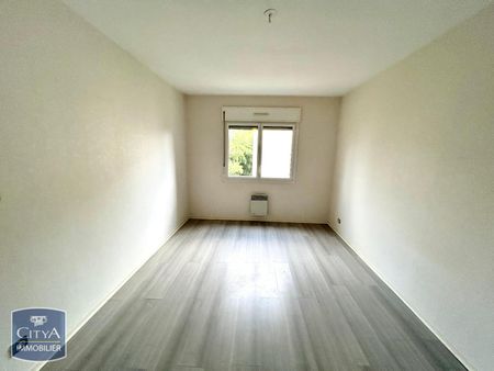 Location Appartement 3 pièces 68m² BOURG EN BRESSE 01000 - Photo 5