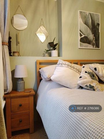 2 bedroom terraced house to rent - Photo 4