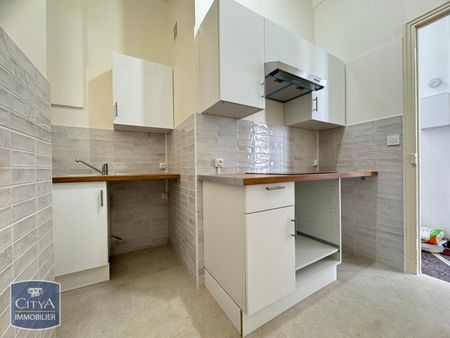 Location Appartement 3 pièces 65m² NICE 06300 - Photo 2