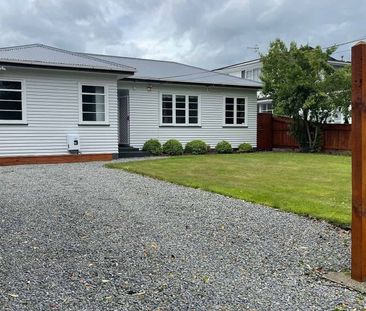 Charming redecorated 3BR house in Hudson Ave - Photo 4