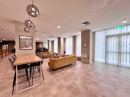 2 Bed Flat, Boulevard Plaza, B5 - Photo 3