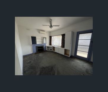 Affordable 4-Bedroom Home In Ideal Location! - Photo 6