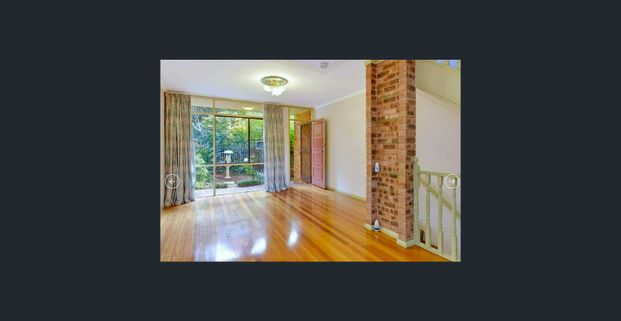 Private Townhouse with Lock-Up Garage and Spacious Interiors - Photo 1