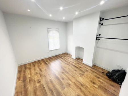 2 bedroom cottage to rent - Photo 3