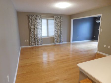 For Lease - 575 Speyer Circle, Milton, Ontario - Photo 4