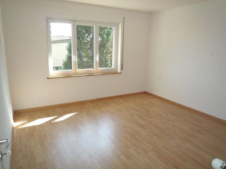 Central in Biel! - Photo 2