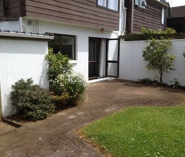 MISSION BAY TOWNHOUSE - LEVEL WALK TO BEACH - Photo 5