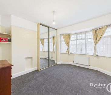 4 bedroom semi-detached house to rent - Photo 6