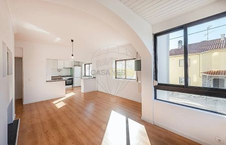 Apartment T1 in Carcavelos e Parede, Cascais - Photo 3