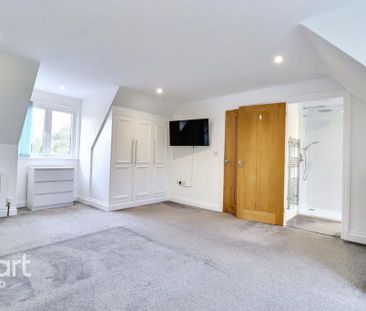 4 bedroom detached house to rent - Photo 6
