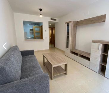 Alquiler de piso en CL Martinez Maldonado - Photo 2