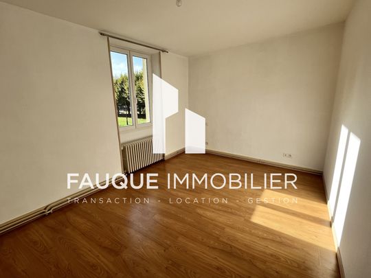 Location Maison 5 pièces 170m² MONTVENDRE 26120 - Photo 1